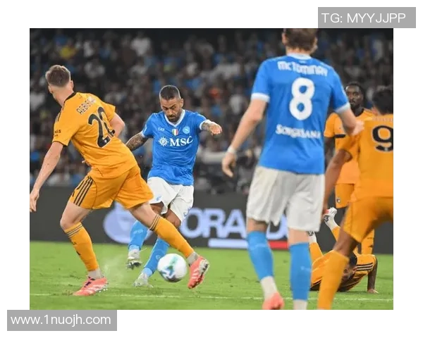 足总杯激战:AC米兰逆转那不勒斯红牌事件引发全场热议与争议 足总杯激战:AC米兰逆转那不勒斯红牌事件引发全场热议与争议