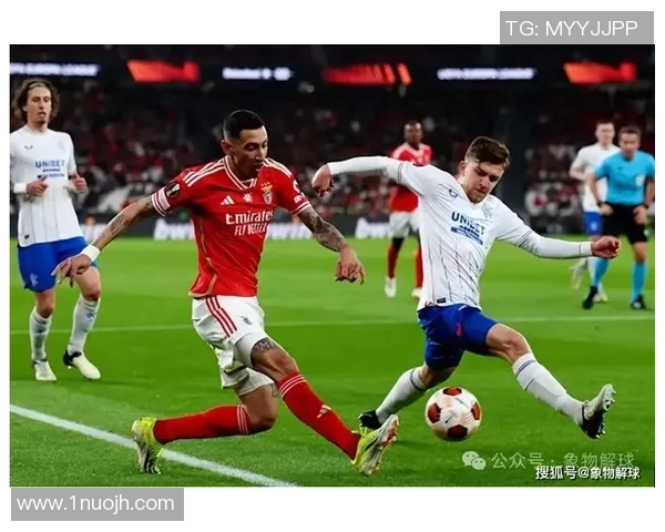 足总杯精彩对决AC米兰狂胜本菲卡6比2绝杀瞬间引发全场欢呼