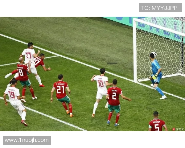 世界杯精彩对决巴黎圣日耳曼与利物浦战成平局乌龙球引发全场热议 世界杯精彩对决巴黎圣日耳曼与利物浦战成平局乌龙球引发全场热议