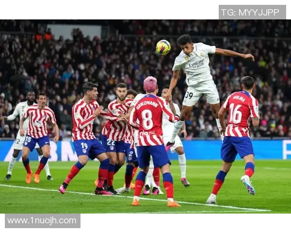 意甲激战马竞凭借红牌风波以1-0战胜波尔图全场精彩瞬间回顾 意甲激战马竞凭借红牌风波以1-0战胜波尔图全场精彩瞬间回顾