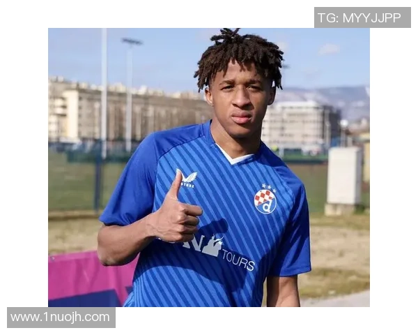 巴萨在世界杯中以3-0战胜波尔图补时进球点燃全场激情与转会传闻