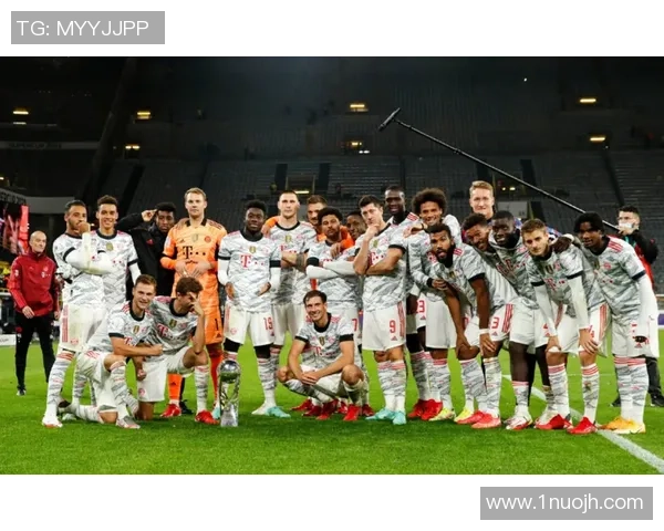 曼联大胜多特蒙德红牌事件引发全场热议赛后深度解析